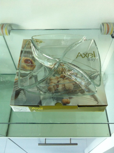 axel tray